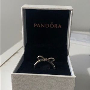 Pandora bow ring stackable